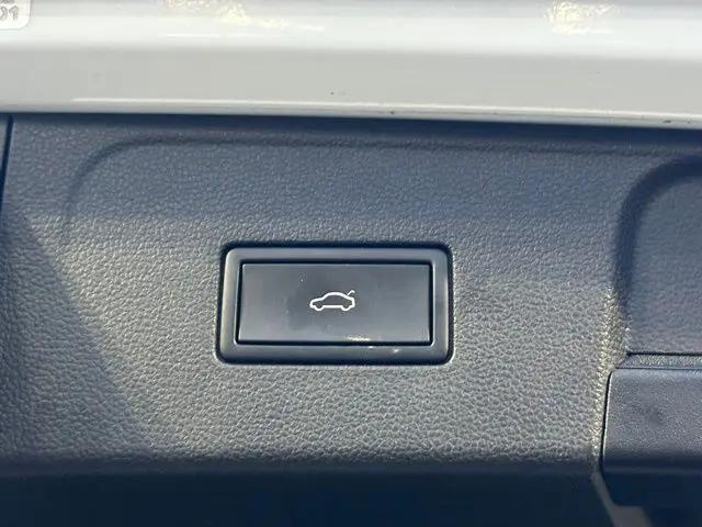 2024 Volkswagen Atlas 2.0T Peak Edition SE w/Technology