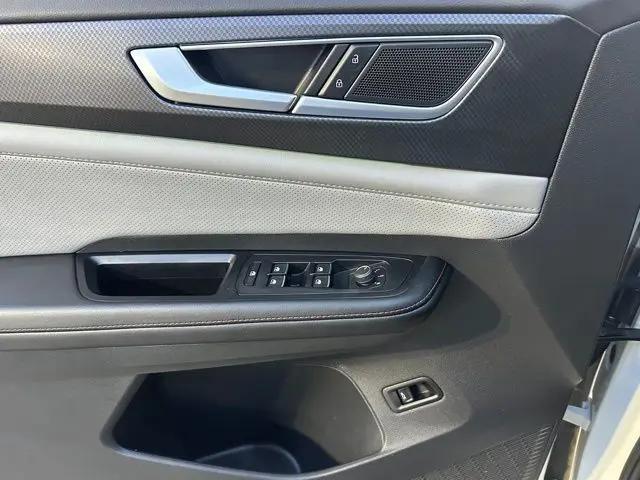 2024 Volkswagen Atlas 2.0T Peak Edition SE w/Technology