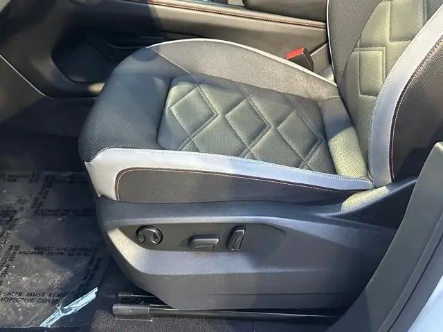 2024 Volkswagen Atlas 2.0T Peak Edition SE w/Technology