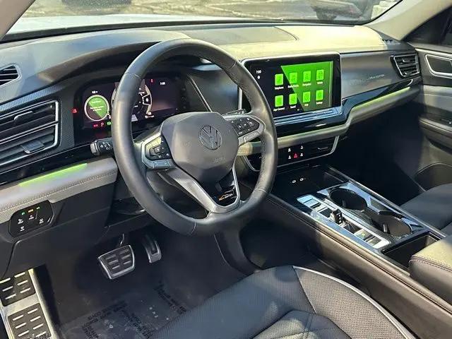 2024 Volkswagen Atlas 2.0T Peak Edition SE w/Technology