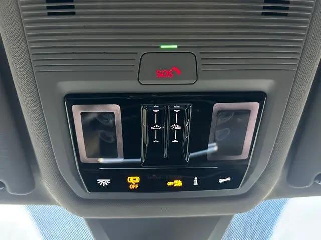 2024 Volkswagen Atlas 2.0T Peak Edition SE w/Technology