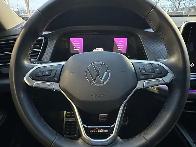 2024 Volkswagen Atlas 2.0T Peak Edition SE w/Technology