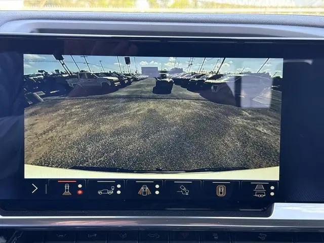 2026 Chevrolet Silverado 1500 4WD Crew Cab Short Bed LT Trail Boss