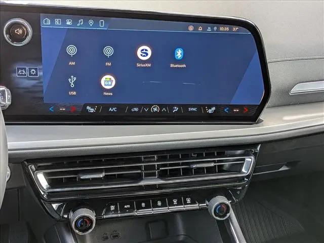2026 Chevrolet Traverse AWD LT