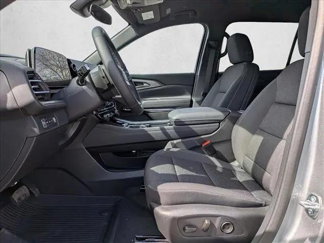 2026 Chevrolet Traverse AWD LT