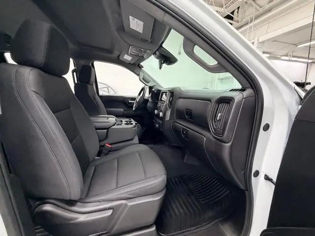 2025 GMC Sierra 1500 4WD Crew Cab Short Box Pro