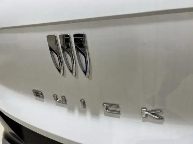 2026 Buick NV Sport Touring FWD
