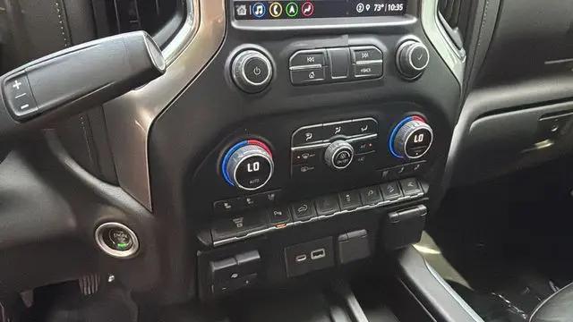 2022 Chevrolet Silverado 2500HD 4WD Crew Cab Standard Bed LTZ
