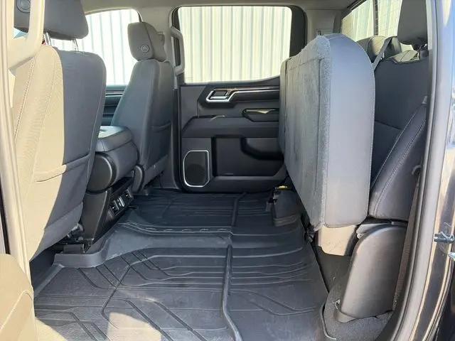 2023 Chevrolet Silverado 1500 4WD Crew Cab Standard Bed LT