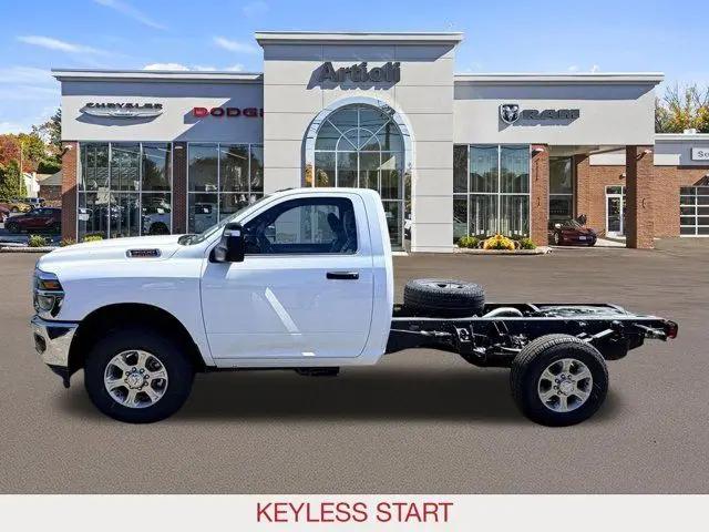 2026 Ram 3500 Tradesman/Big Horn
