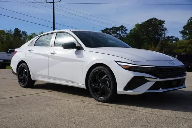 2026 Hyundai Elantra SEL Sport Premium