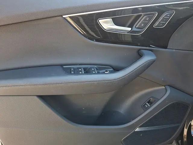 2024 Audi Q7 Premium Plus 55 TFSI quattro Tiptronic