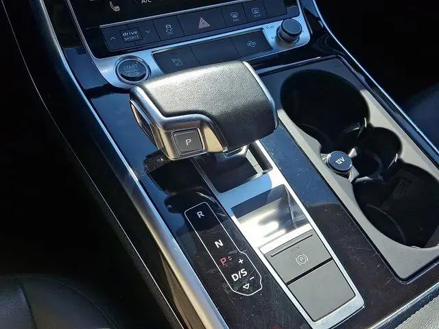 2024 Audi Q7 Premium Plus 55 TFSI quattro Tiptronic