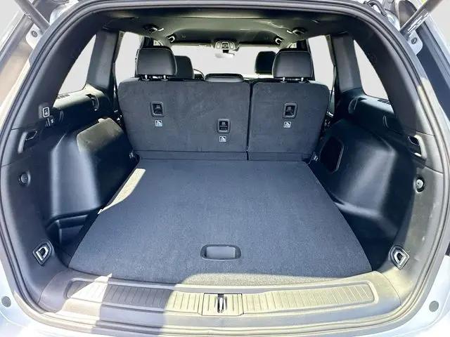 2026 Jeep Grand Cherokee Limited 4x2