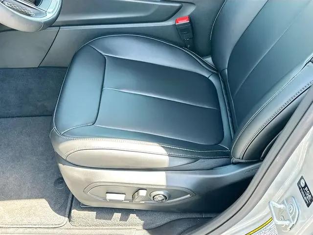 2026 Jeep Grand Cherokee Limited 4x2