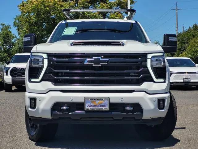 2024 Chevrolet Silverado 3500HD 4WD Crew Cab Long Bed High Country