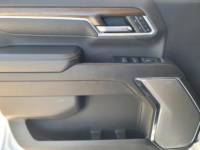 2024 Chevrolet Silverado 3500HD 4WD Crew Cab Long Bed High Country