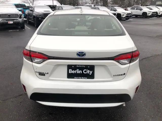 2020 Toyota Corolla Hybrid LE