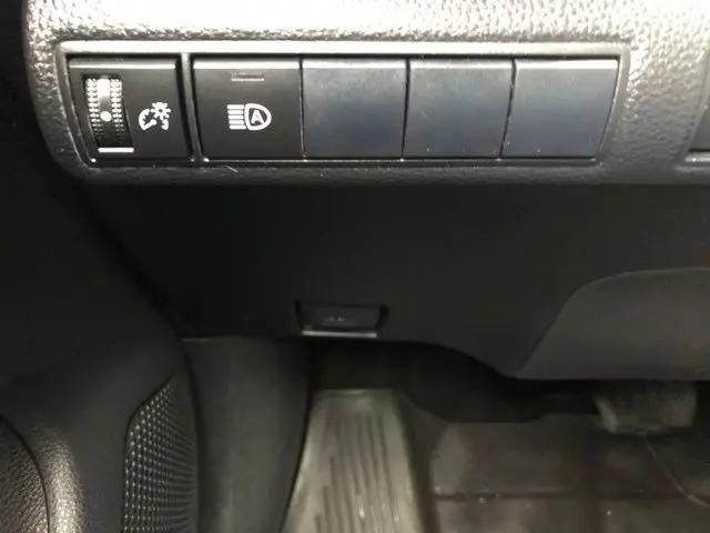 2020 Toyota Corolla Hybrid LE