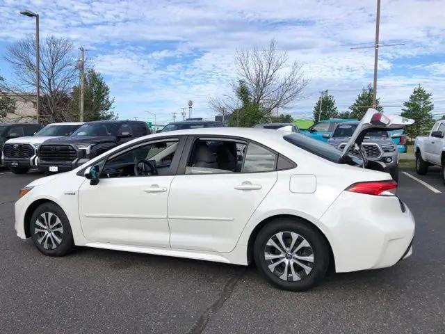 2020 Toyota Corolla Hybrid LE