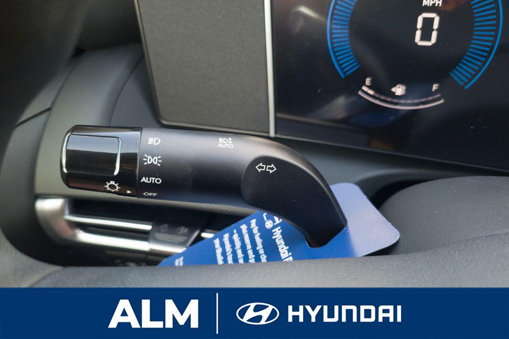 New 2026 Red Hyundai SE FWD image 31