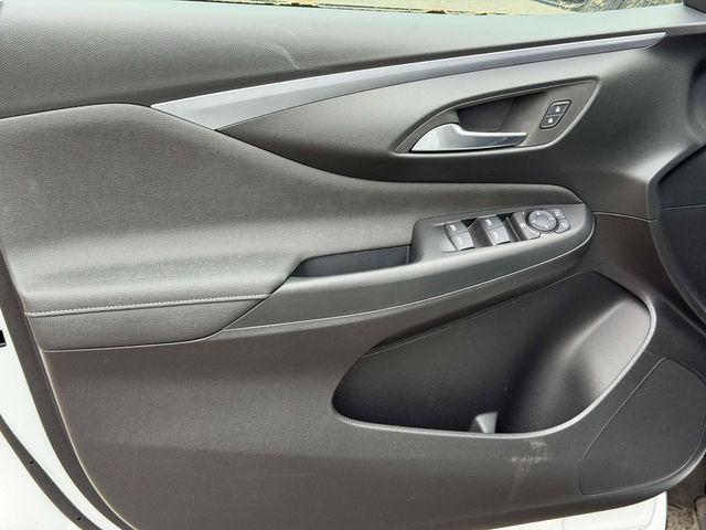 2026 Buick NV Preferred FWD