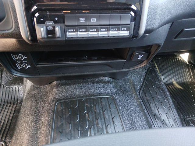 2026 Ram 3500 Tradesman/Big Horn