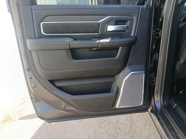 2026 Ram 3500 Tradesman/Big Horn