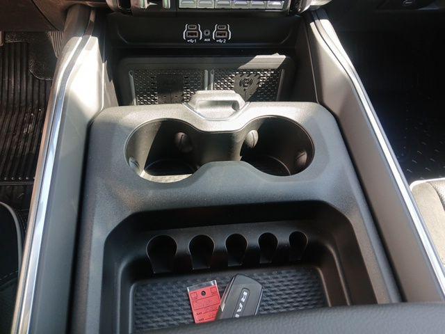 2026 Ram 3500 Tradesman/Big Horn