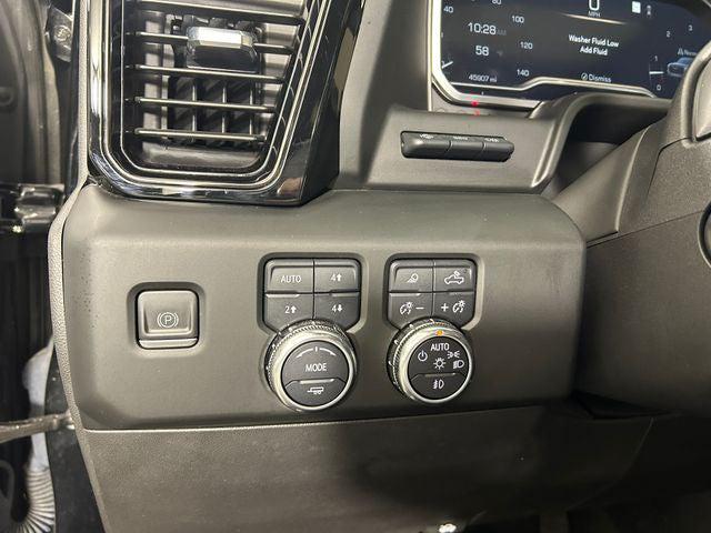 2023 GMC Sierra 1500 4WD Crew Cab Short Box AT4X