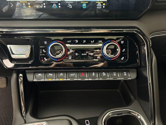 2023 GMC Sierra 1500 4WD Crew Cab Short Box AT4X