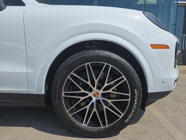 2026 Porsche Cayenne AWD
