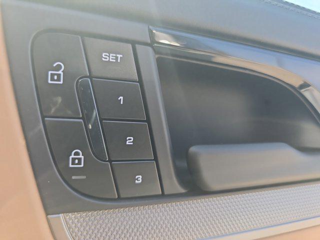2026 Porsche Cayenne AWD