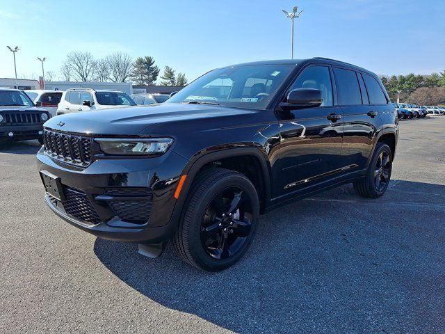 2025 Jeep Grand Cherokee Altitude X 4x4