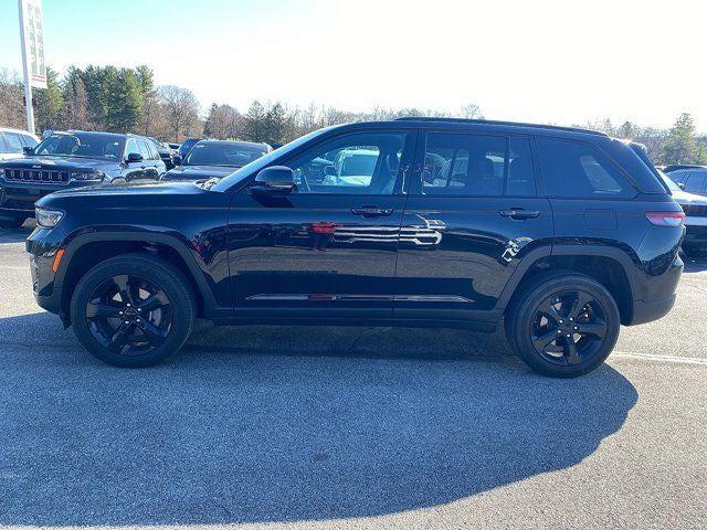 2025 Jeep Grand Cherokee Altitude X 4x4