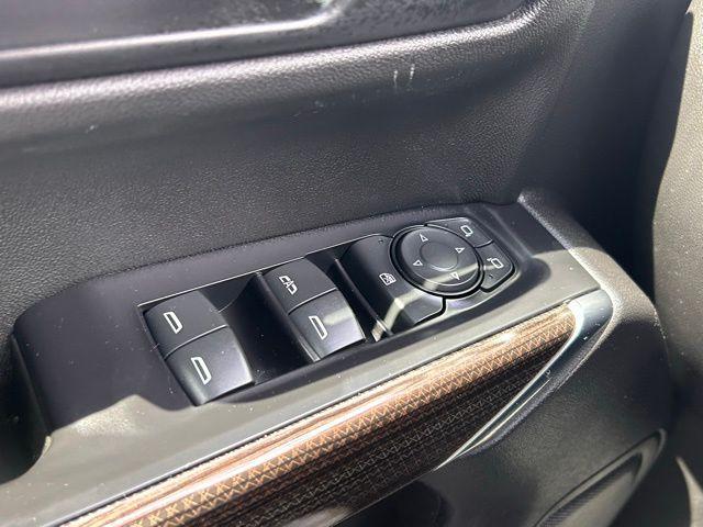 2020 Chevrolet Silverado 1500 2WD Crew Cab Short Bed RST