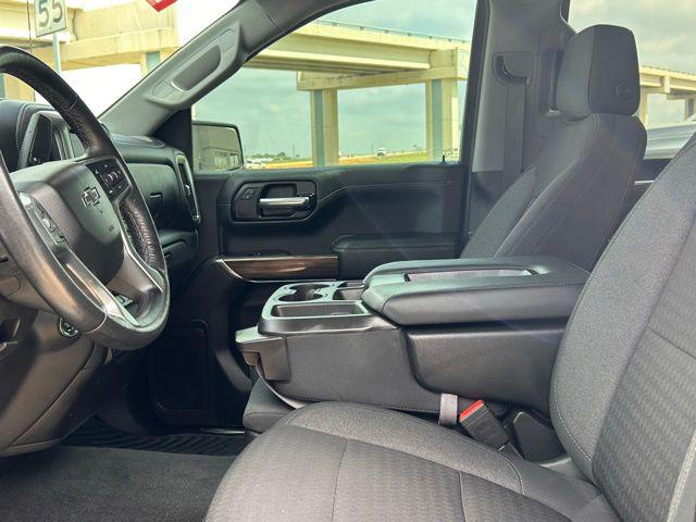 2020 Chevrolet Silverado 1500 2WD Crew Cab Short Bed RST