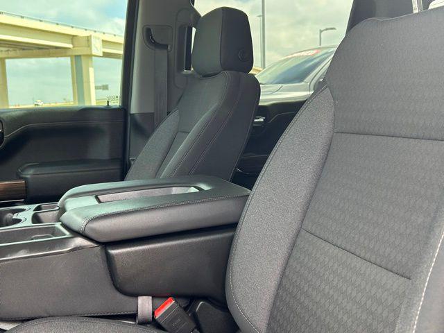 2020 Chevrolet Silverado 1500 2WD Crew Cab Short Bed RST