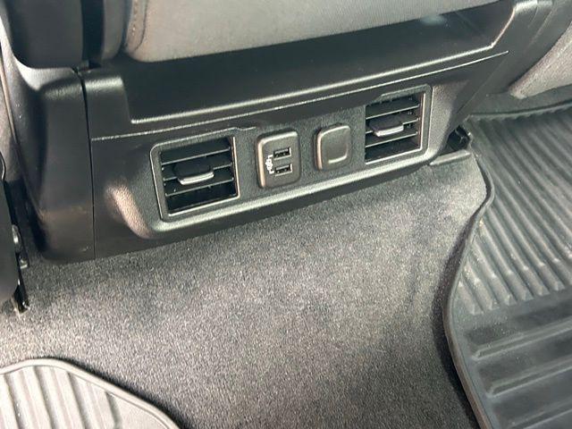 2020 Chevrolet Silverado 1500 2WD Crew Cab Short Bed RST