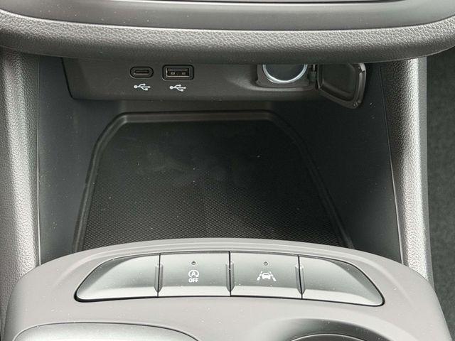 2026 Buick NV Preferred FWD