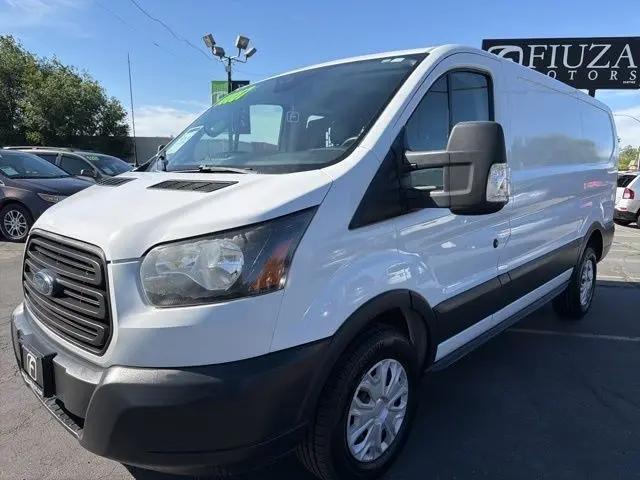 2017 Ford Transit Base