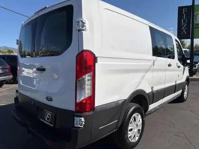 2017 Ford Transit Base