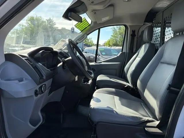 2017 Ford Transit Base