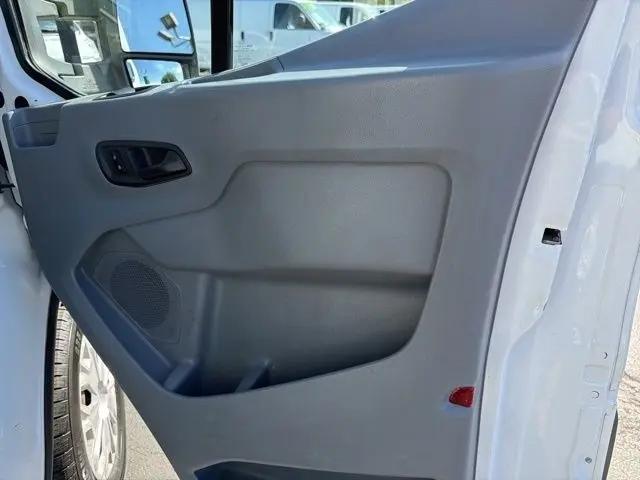2017 Ford Transit Base