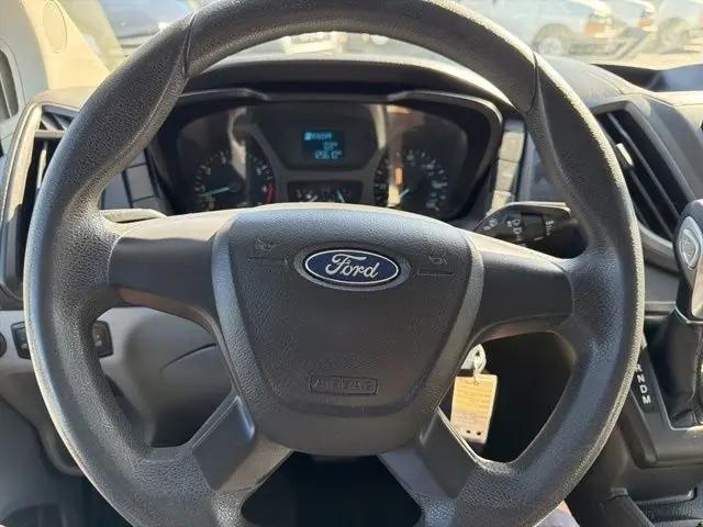 2017 Ford Transit Base
