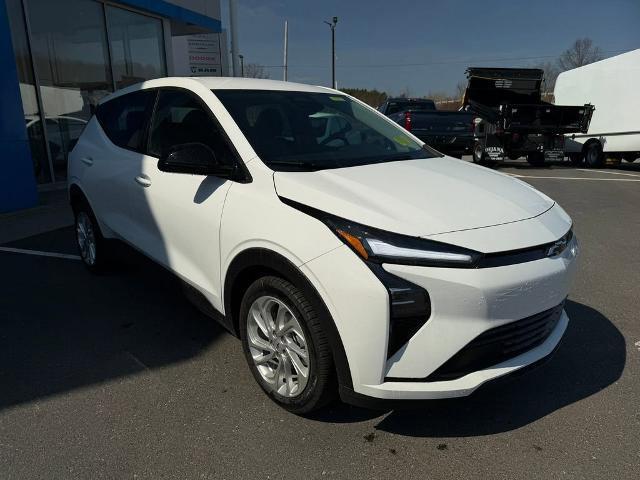 2027 Chevrolet Bolt LT FWD