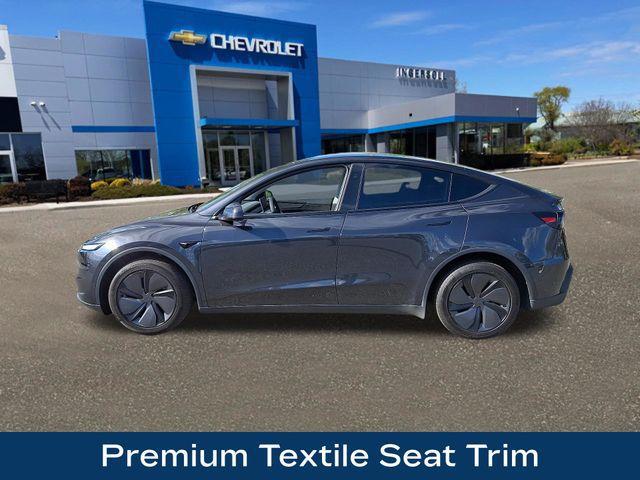 2026 Tesla Model Y Premium Rear-Wheel Drive
