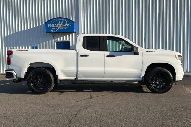 2026 Chevrolet Silverado 1500 4WD Double Cab Standard Bed Custom