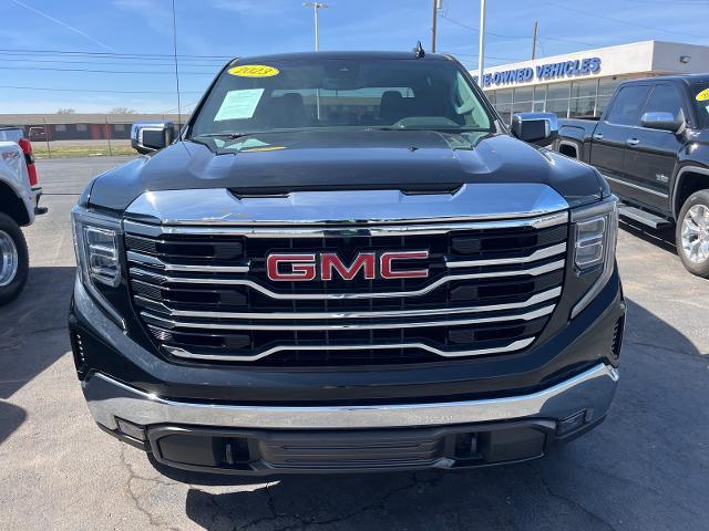 2023 GMC Sierra 1500 4WD Crew Cab Short Box SLT