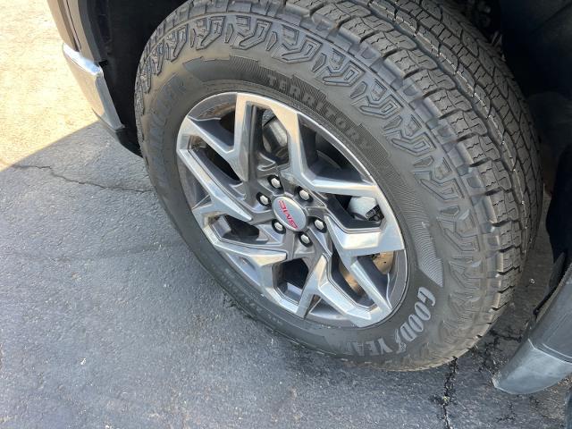 2023 GMC Sierra 1500 4WD Crew Cab Short Box SLT